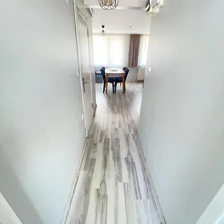 D6 - 1br At Uskudar Center - 50m2 *